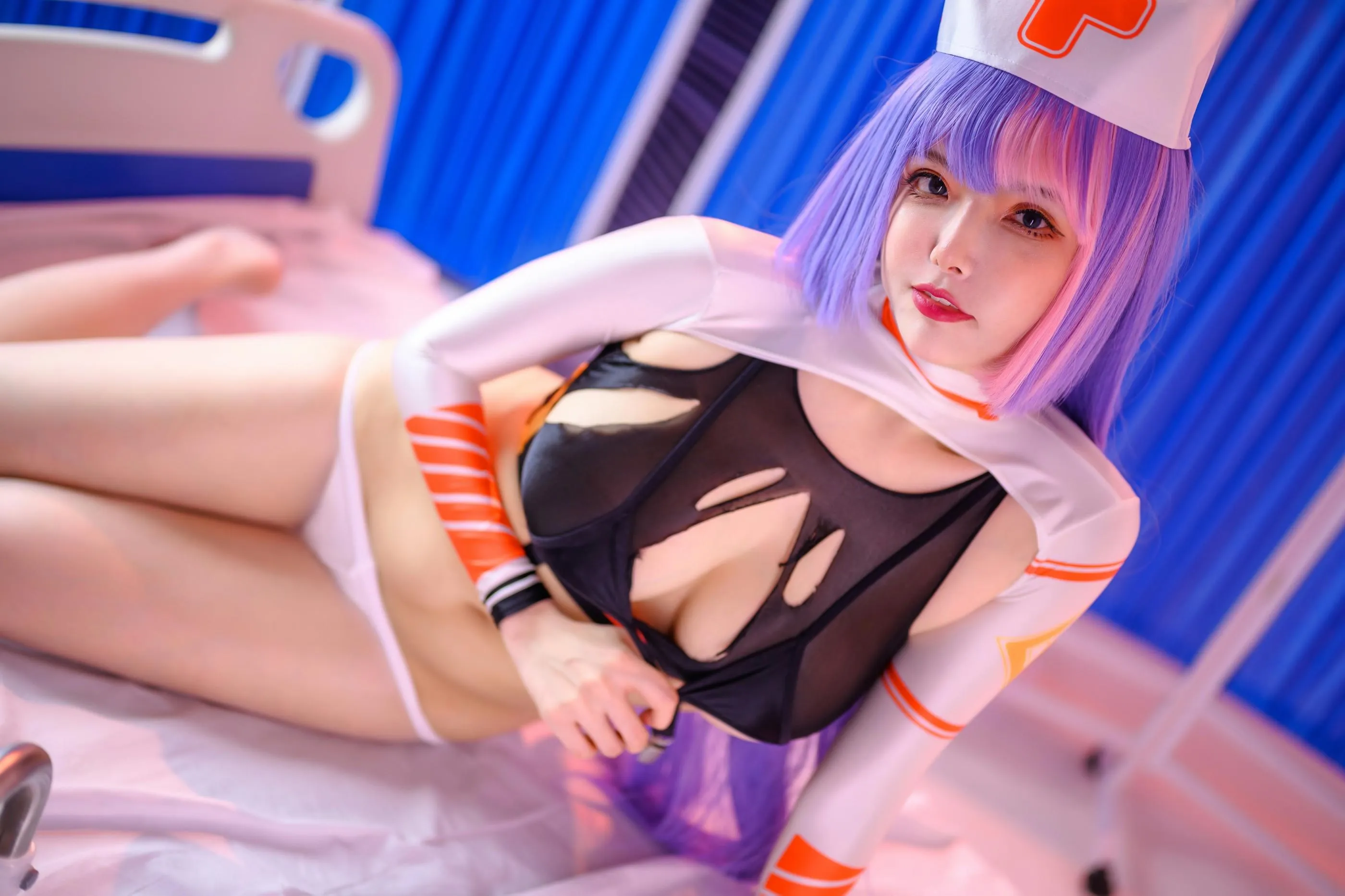 秋和柯基 – NO.074 专属护士 真爱版-正片 [41P]插图1